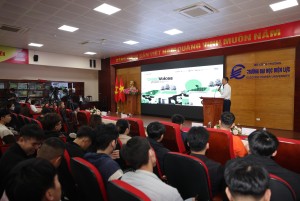 Sinh viên Đại học Điện lực hùng biện về xe điện: giàu sức thuyết phục, có lẽ vì các em có chuyên môn về điện!