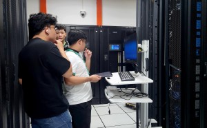 EZtech tung ưu đãi Black Friday 2025: Giảm 50% dịch vụ VPS cao cấp