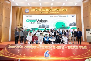 Một buổi sáng đầy nhiệt huyết Chuyển đổi xanh cùng Green Voices tại trường Đại học Thương mại