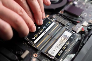 Giá bộ nhớ tiếp tục leo thang, các hãng laptop có thể phải lùi lịch ra mắt