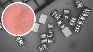 Các nhà khoa học vừa chế tạo thành công những robot vi mô, chỉ nhỏ bằng một sinh vật đơn bào và 'hoạt động vĩnh cửu' nhờ ánh sáng