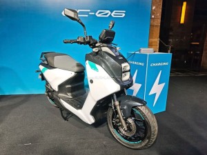 Xe máy điện Yamaha EC-06 chính thức đi vào sản xuất: Tân binh hứa hẹn khuấy đảo thị trường với tầm hoạt động ấn tượng