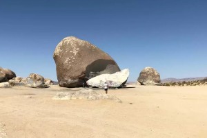 Bí ẩn về Giant Rock: Tảng đá granite khổng lồ giữa sa mạc Mojave nơi lưu giữ ký ức cổ xưa và huyền thoại vũ trụ