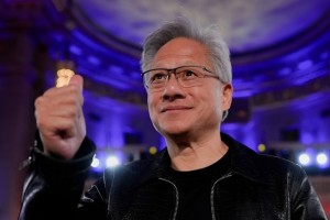 Chiến lược đầu tư của NVIDIA và vai trò của Jensen Huang trong mạng lưới liên minh AI toàn cầu