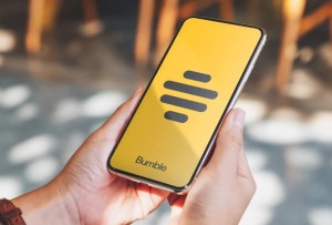 Đối thủ của Tinder ra mắt trợ lý AI 'mai mối', có thể loại bỏ cơ chế 'quẹt' quen thuộc