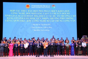 FPT đề xuất cùng Gia Lai xây dựng trung tâm AI, đầu tư hạ tầng công nghệ và giáo dục