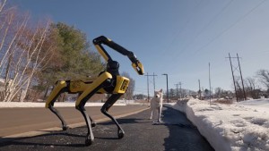 Robot của Boston Dynamics gây sốt với khả năng suy luận, “biết suy nghĩ” nhờ Gemini AI nhưng vẫn mắc lỗi ngớ ngẩn khó tin