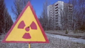 Một sinh vật đột biến đã được phát hiện ở Chernobyl, sở hữu những khả năng đặc biệt, bao gồm khả năng ăn bức xạ hạt nhân