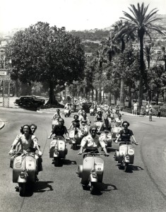 Người Ý gọi nó là "con ong", cả thế giới gọi nó là biểu tượng, Vespa ra mắt bộ sưu tập kỷ niệm 80 năm tại Việt Nam