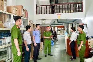 Cài Windows, Office lậu cho hàng trăm máy tính: Công an khởi tố vụ án đầu tiên trên cả nước
