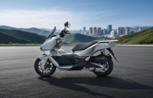 Honda tung xe ga 150cc mới với ABS, TCS và màn hình dẫn đường nhưng giá chỉ loanh quanh 60 triệu đồng
