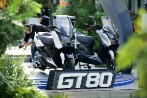 Yadea GT80 và GT80-P ra mắt: Thiết kế bản sao Yamaha Xmax 300, trang bị phanh TCS đối đầu trực diện Honda PCX
