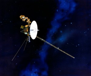 Voyager 1 chuẩn bị chạm mốc 1 ngày ánh sáng sau nửa thế kỷ miệt mài bay vào vô tận