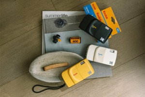 Kodak EC35: Máy ảnh phim nắp trượt hoài cổ giá 1 triệu đồng hồi sinh ký ức thập niên 90
