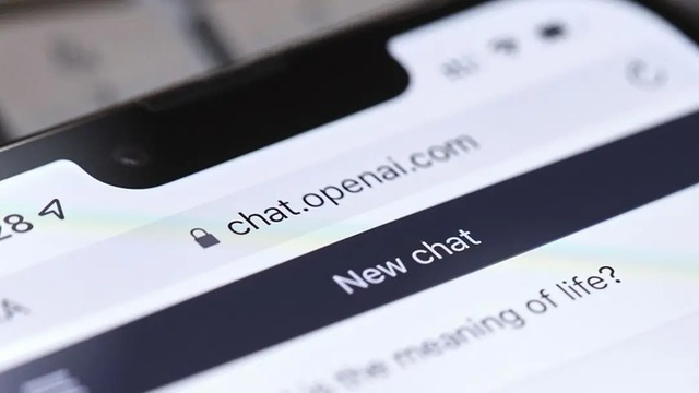 ChatGPT bị kiện hàng loạt: Nghi án 'dẫn dắt' người dùng tự tử - Ảnh 1.