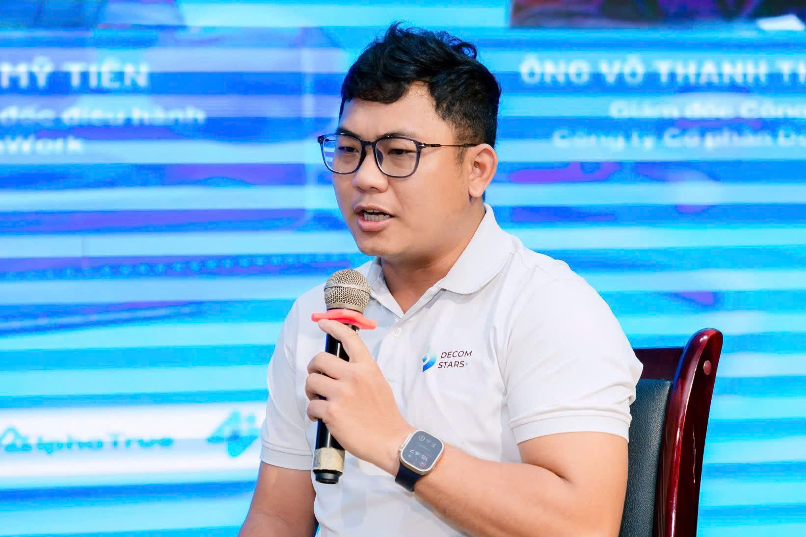 Kỹ sư người Việt tạo ra 'Siêu AI pháp lý': Có thể đọc hiểu 350.000 văn bản, độ chuẩn xác lên tới 90% - Ảnh 1.