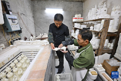 Phát minh chưa từng có của người Trung Quốc: gốm sứ siêu dẻo, siêu cách nhiệt, có thể làm rung chuyển ngành hàng không vũ trụ- Ảnh 2.