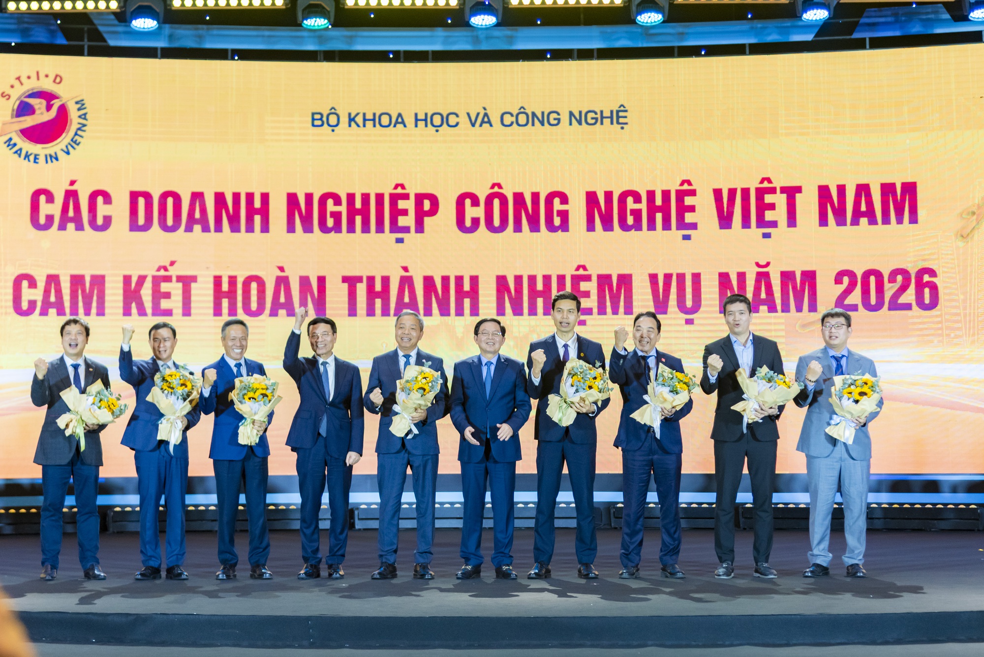 Tổng giám đốc FPT: Làm chủ công nghệ lõi để phụng sự quốc gia và vươn ra toàn cầu- Ảnh 2.