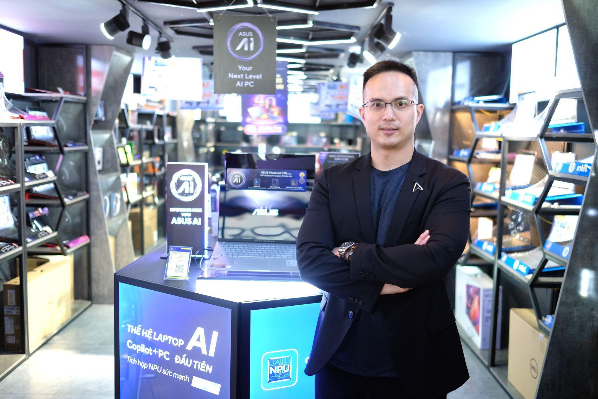 “Có ChatGPT, Gemini thì laptop AI để làm gì?”: Lãnh đạo ASUS giải đáp câu hỏi khó về xu hướng laptop AI tại Việt Nam- Ảnh 1.