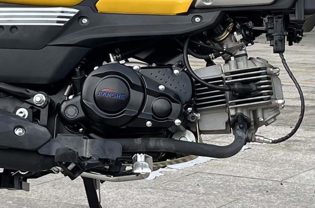 "Bản sao" Yamaha PG-1 từ Trung Quốc: Giá 26 triệu đồng, thiết kế y hệt nhưng thua xa công nghệ - Ảnh 2.