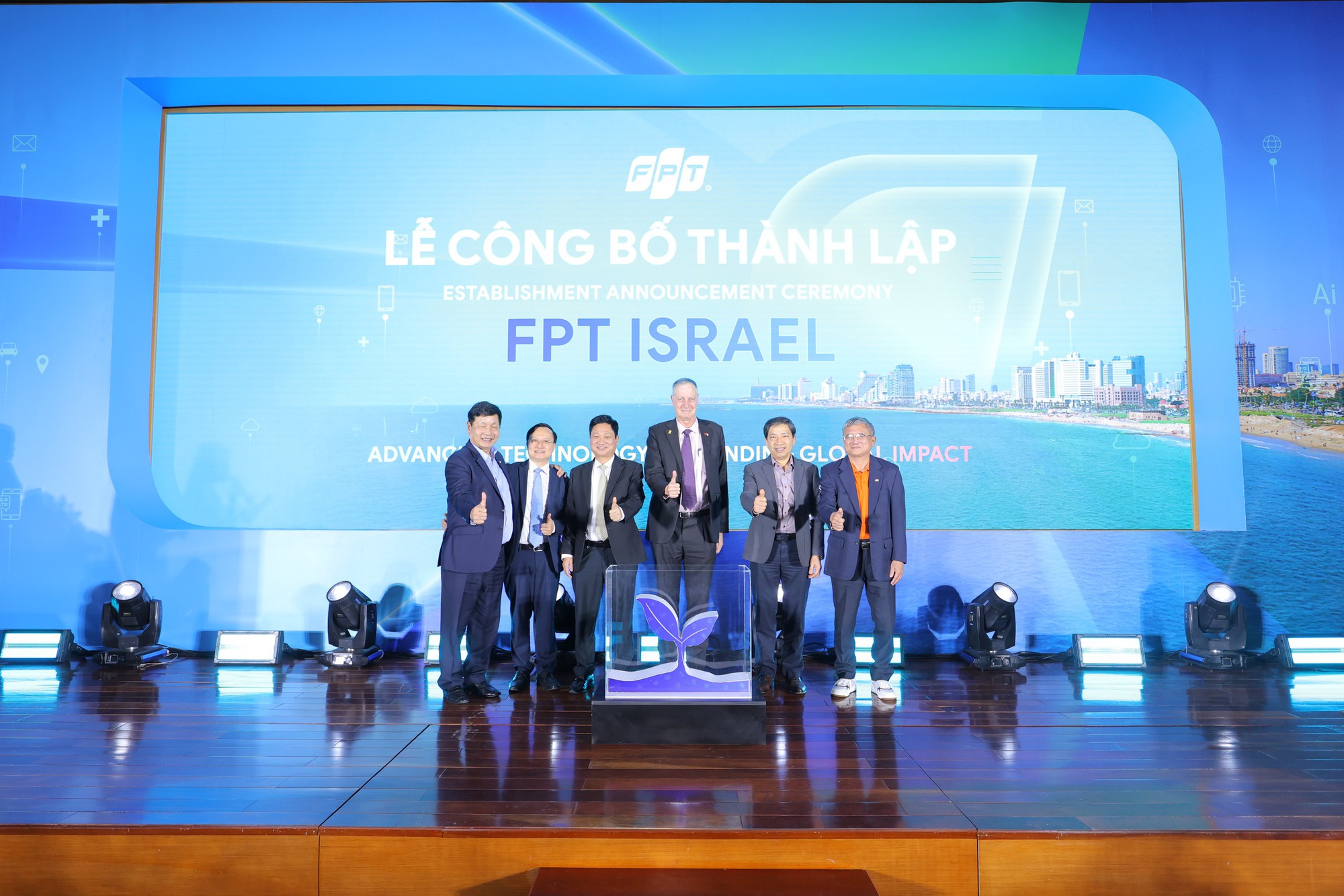 FPT mở trung tâm đổi mới sáng tạo tại Israel: Tập trung AI, an ninh mạng và bán dẫn- Ảnh 1.