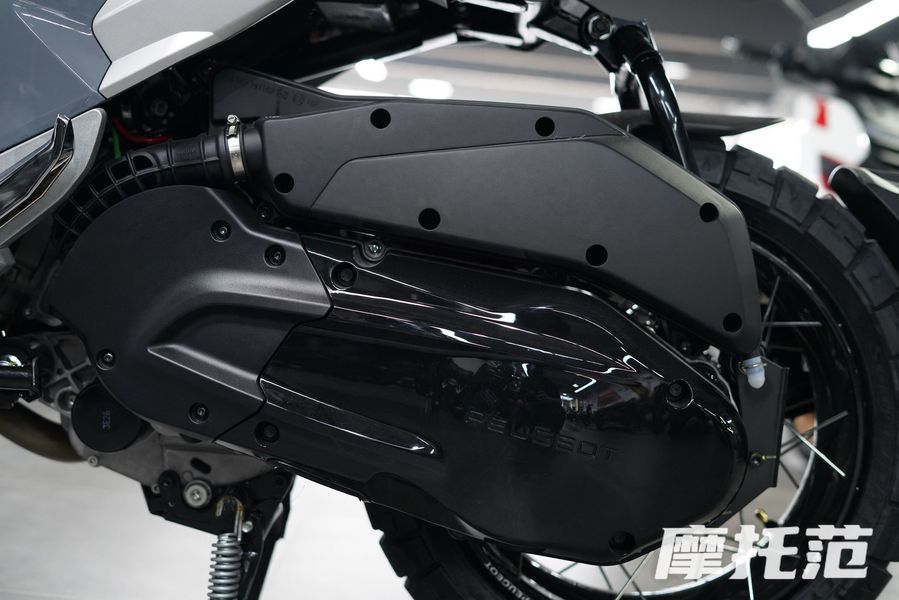 Peugeot XP400: "Sư tử Pháp" lai ADV ra mắt với ngoại hình hầm hố và khả năng vận hành đa địa hình- Ảnh 7.