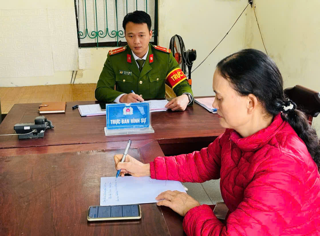 Phát hiện tài khoản VietinBank iPay được cộng 107 triệu đồng, người lạ liên hệ nhờ trả lại tiền, người phụ nữ liền báo công an- Ảnh 2.