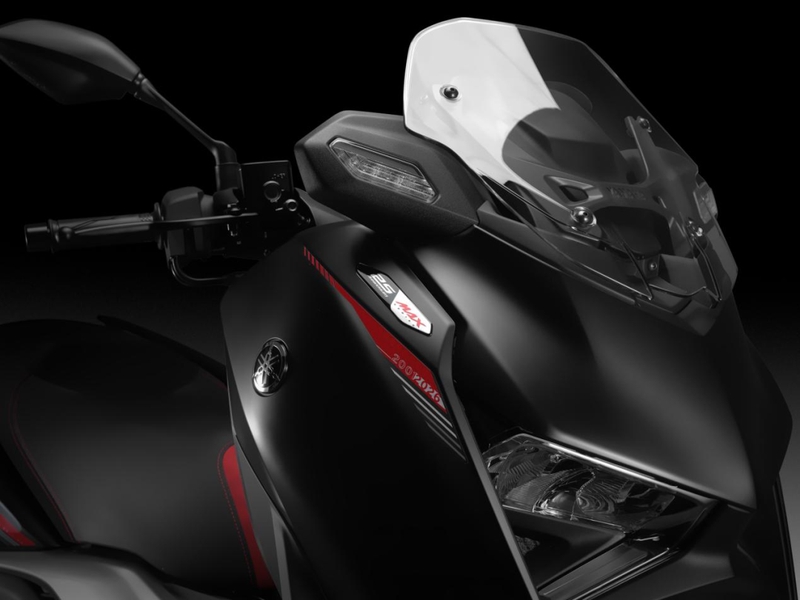 Yamaha ra mắt phiên bản kỷ niệm 25 năm dòng MAX: TMAX giới hạn 400 chiếc toàn cầu, XMAX nâng cấp "tận răng"- Ảnh 7.