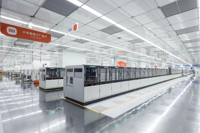 Bên trong nhà máy 2,4 tỷ RMB của Xiaomi – nơi smartphone được sản xuất trong 6 giây- Ảnh 1.