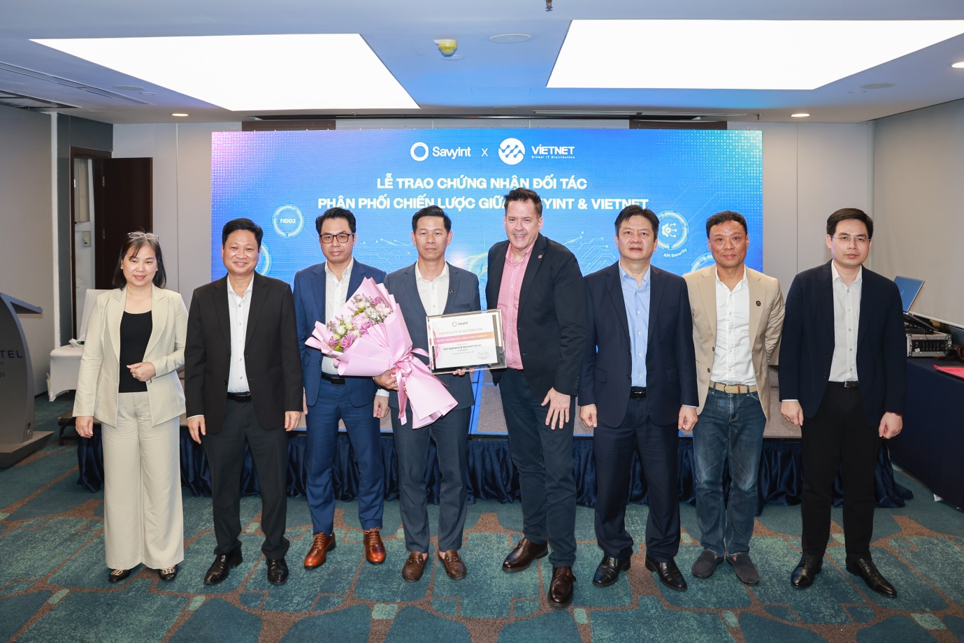 Savyint cùng VietNet và SAVIS Group công bố hợp tác chiến lược - Ảnh 3. Savyint cùng VietNet và SAVIS Group công bố hợp tác chiến lược - Ảnh 3.