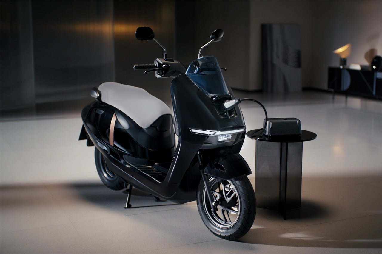 Honda bất ngờ tung xe máy điện chạy 122km, sạc siêu nhanh, pin LFP nhưng mức giá gây tranh cãi lớn- Ảnh 11.