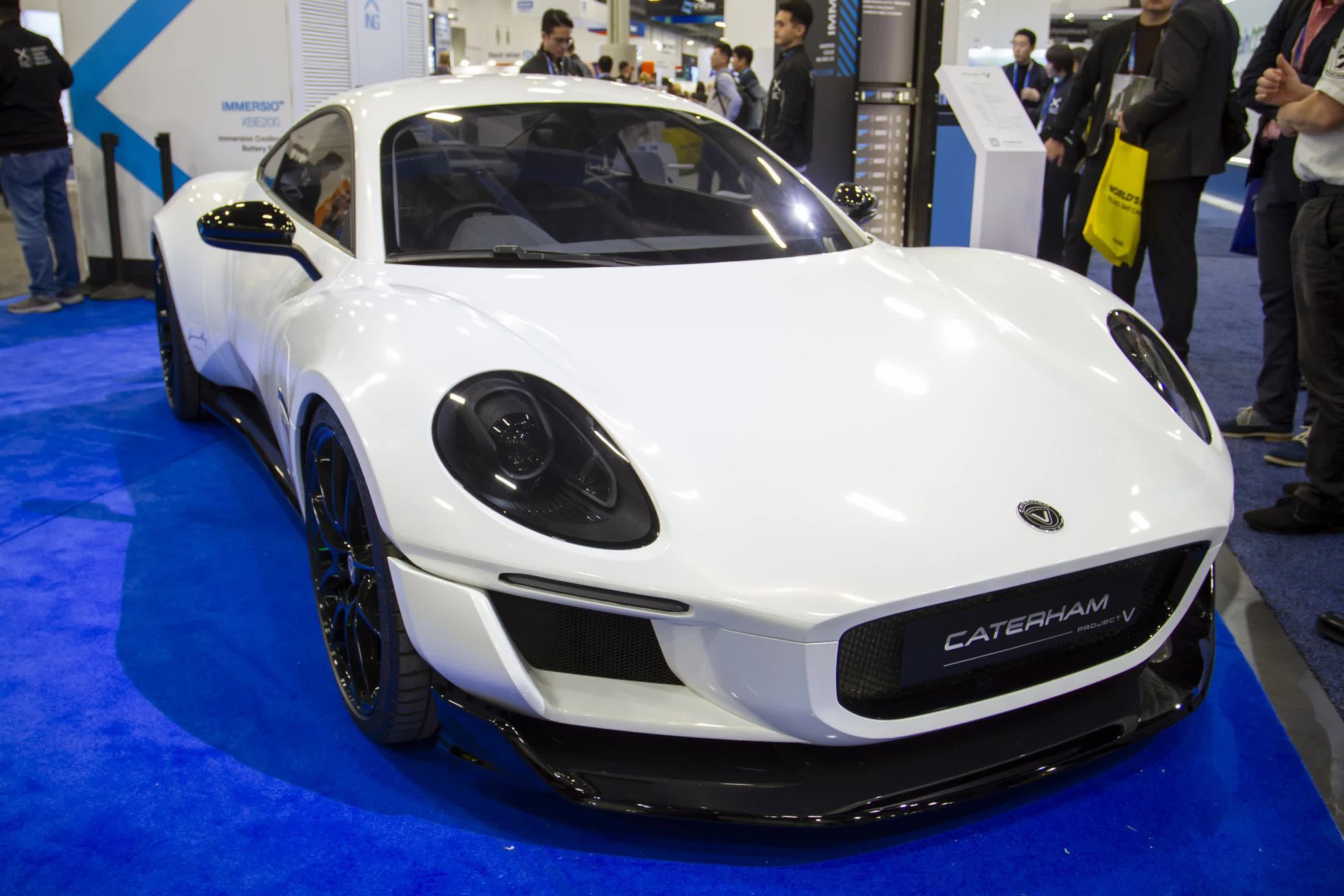 Cuối cùng thì Yamaha cũng sản xuất ô tô, và đối thủ mà họ hướng tới chính là Porsche trên đất Mỹ- Ảnh 1.