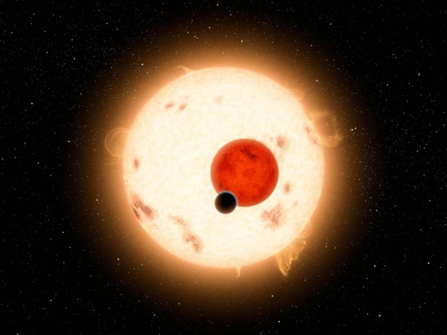 Bí ẩn về sự biến mất của những hành tinh có hai Mặt Trời giống như trong "The 3-Body Problem" và lời giải đáp tàn khốc từ Einstein! - Ảnh 2.