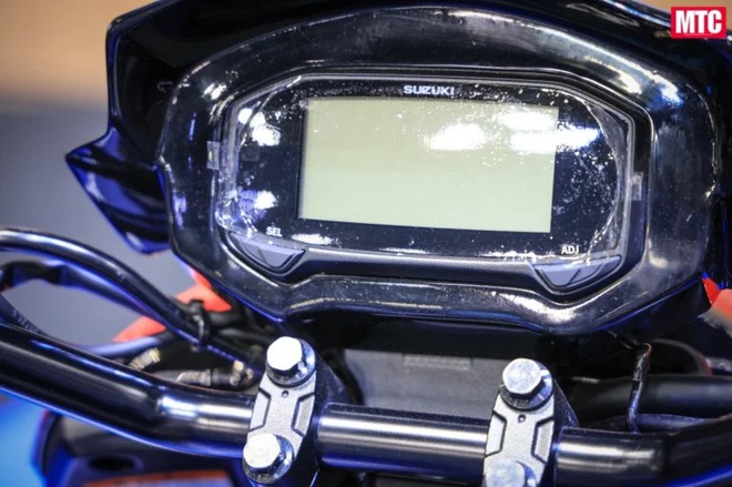 Suzuki Easy 115: Mẫu xe tay ga gây bất ngờ lớn với hiệu năng mạnh mẽ ẩn sau dáng vẻ nhỏ gọn - Ảnh 5.