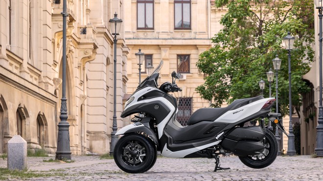 Yamaha tung xe tay ga ba bánh có túi khí đầu tiên thế giới khiến thị trường xe máy toàn cầu chấn động - Ảnh 11.