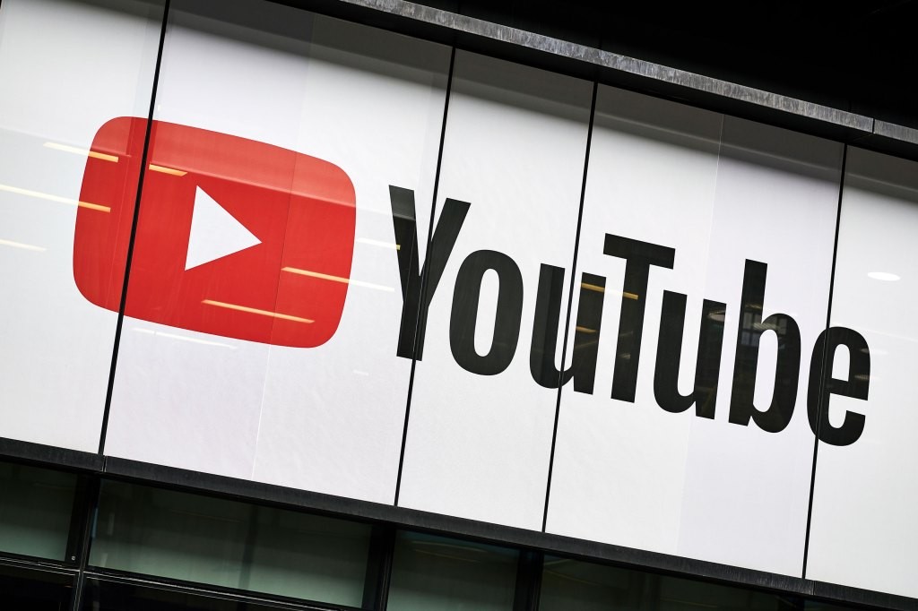 YouTube triển khai công nghệ phát hiện deepfake AI cho quan chức, nhà báo, tăng cường tính toàn vẹn thông tin - Ảnh 1.