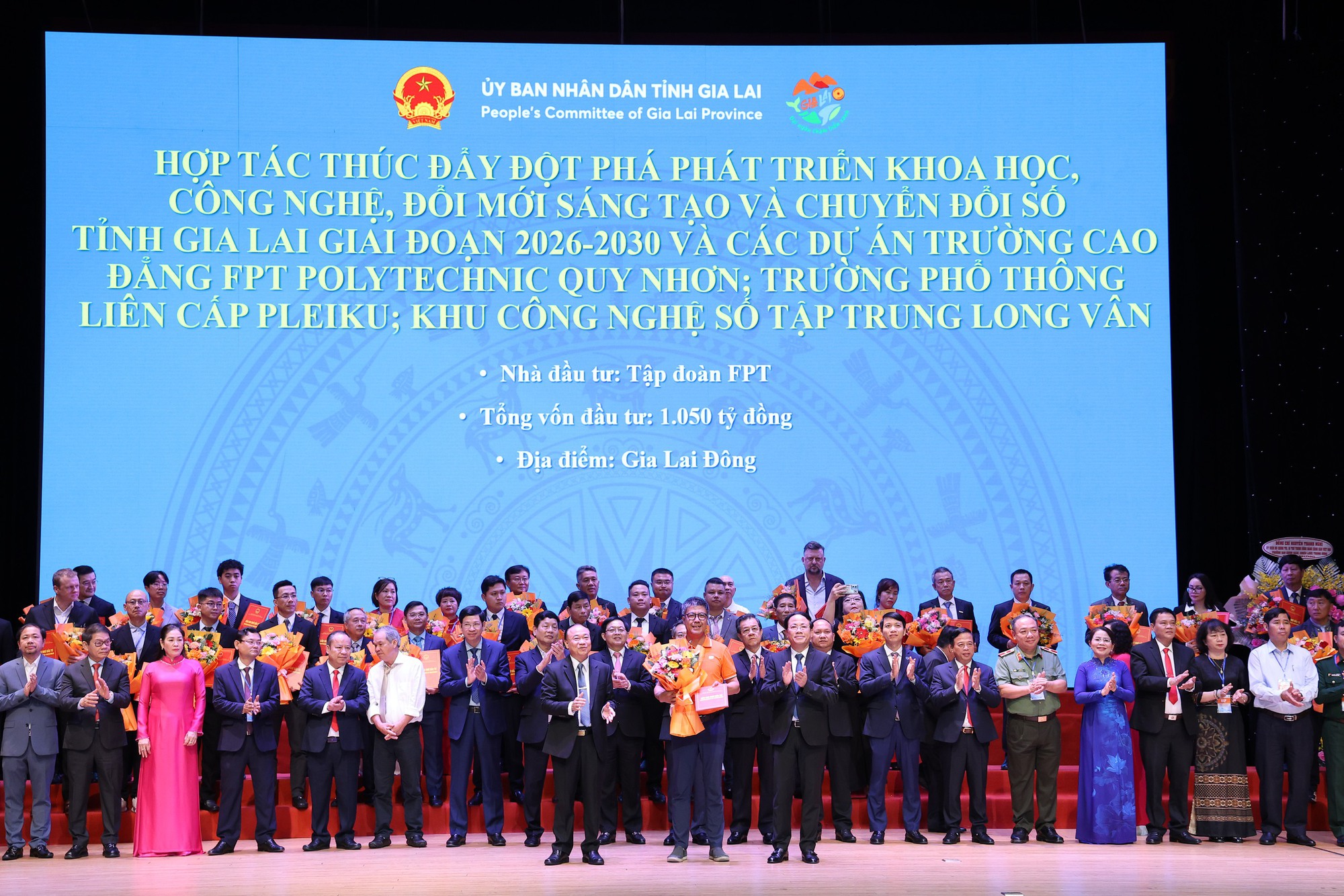 FPT đề xuất cùng Gia Lai xây dựng trung tâm AI, đầu tư hạ tầng công nghệ và giáo dục- Ảnh 1.