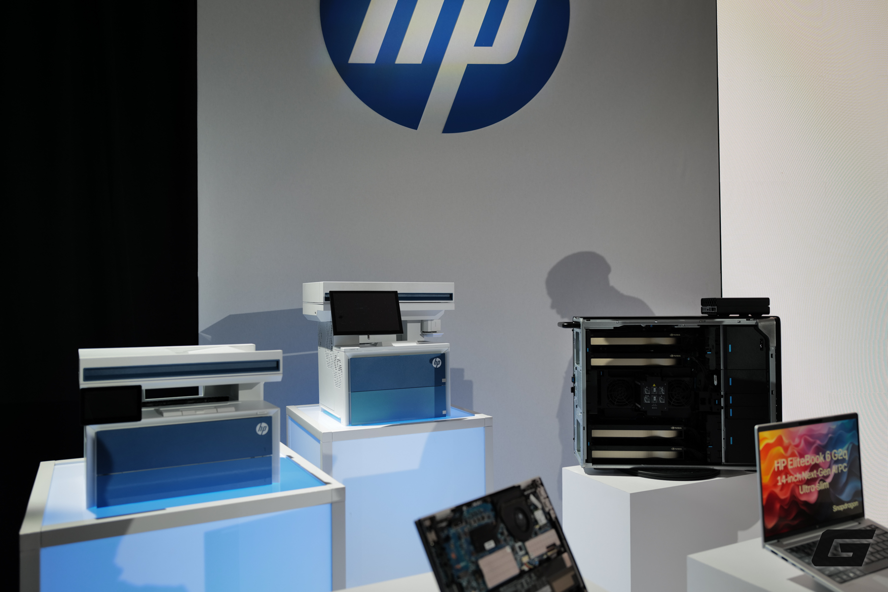 Đại diện HP: AI không cần mô hình lớn nhất, mà cần phù hợp với thiết bị  - Ảnh 2.