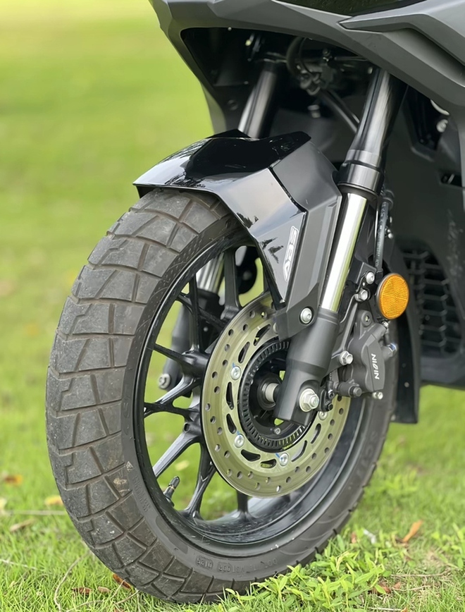 Honda ADV350 tại Việt Nam có giá lăn bánh gần 176 triệu đồng, vì sao vẫn khiến người chơi xe sẵn sàng xuống tiền? - Ảnh 10.