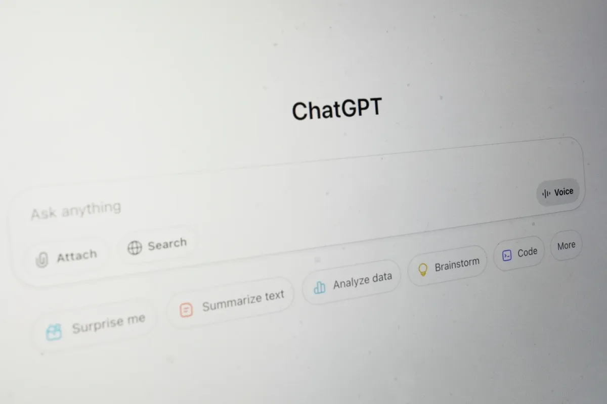 ChatGPT sắp cho phép nội dung nhạy cảm, dấy lo ngại lộ dữ liệu cá nhân- Ảnh 2.