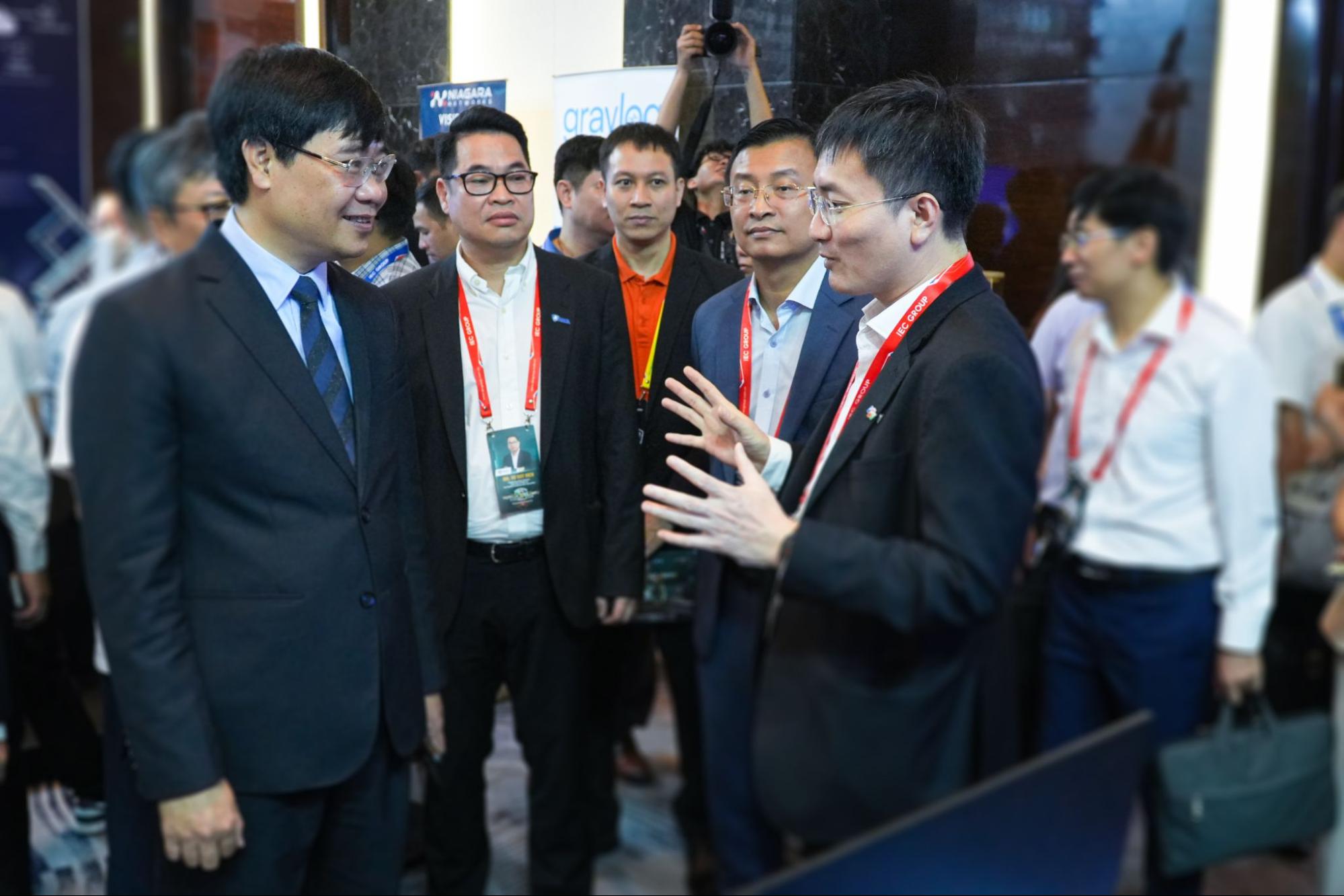 FPT: Rủi ro bảo mật lớn nhất thời AI đôi khi lại đến từ chính nhân viên trong công ty- Ảnh 2.