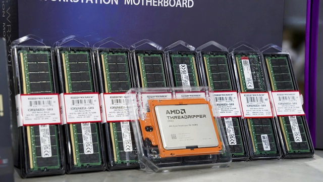 Cận cảnh 2 bộ PC chuyên AI giá 4 tỷ đồng của đại gia Việt: 8 GPU NVIDIA RTX PRO 6000 Blackwell, RAM 1TB, Ryzen Threadripper PRO 9985WX - Ảnh 5.