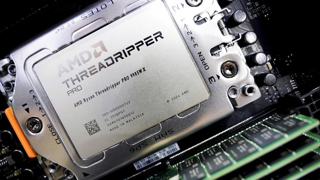 Cận cảnh 2 bộ PC chuyên AI giá 4 tỷ đồng của đại gia Việt: 8 GPU NVIDIA RTX PRO 6000 Blackwell, RAM 1TB, Ryzen Threadripper PRO 9985WX - Ảnh 3.