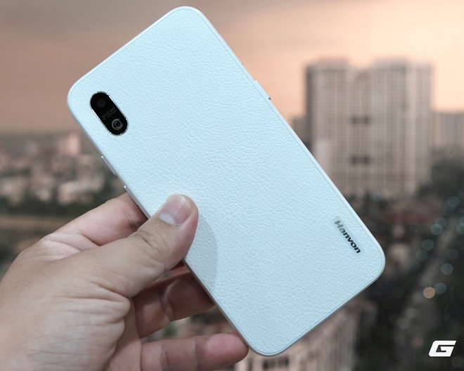 Hanvon Clear Mobile: Một chiếc máy đọc sách bỏ túi khá thú vị và điều gây chú ý không chỉ nằm ở màn hình E-Ink - Ảnh 3.