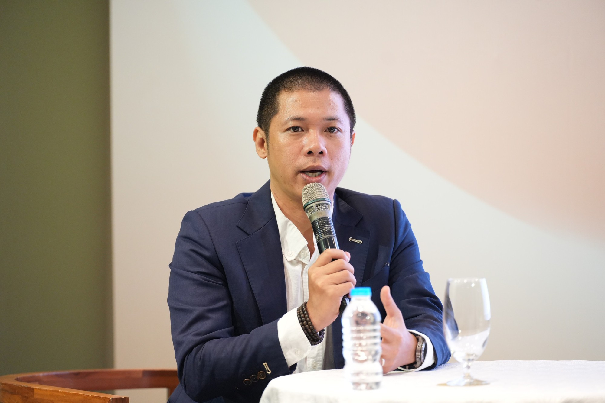 Từ dịch vụ “xa xỉ” giá trăm triệu xuống còn 1,6 triệu đồng: AI đang thay đổi ngành nghiên cứu thị trường tại Việt Nam- Ảnh 3.