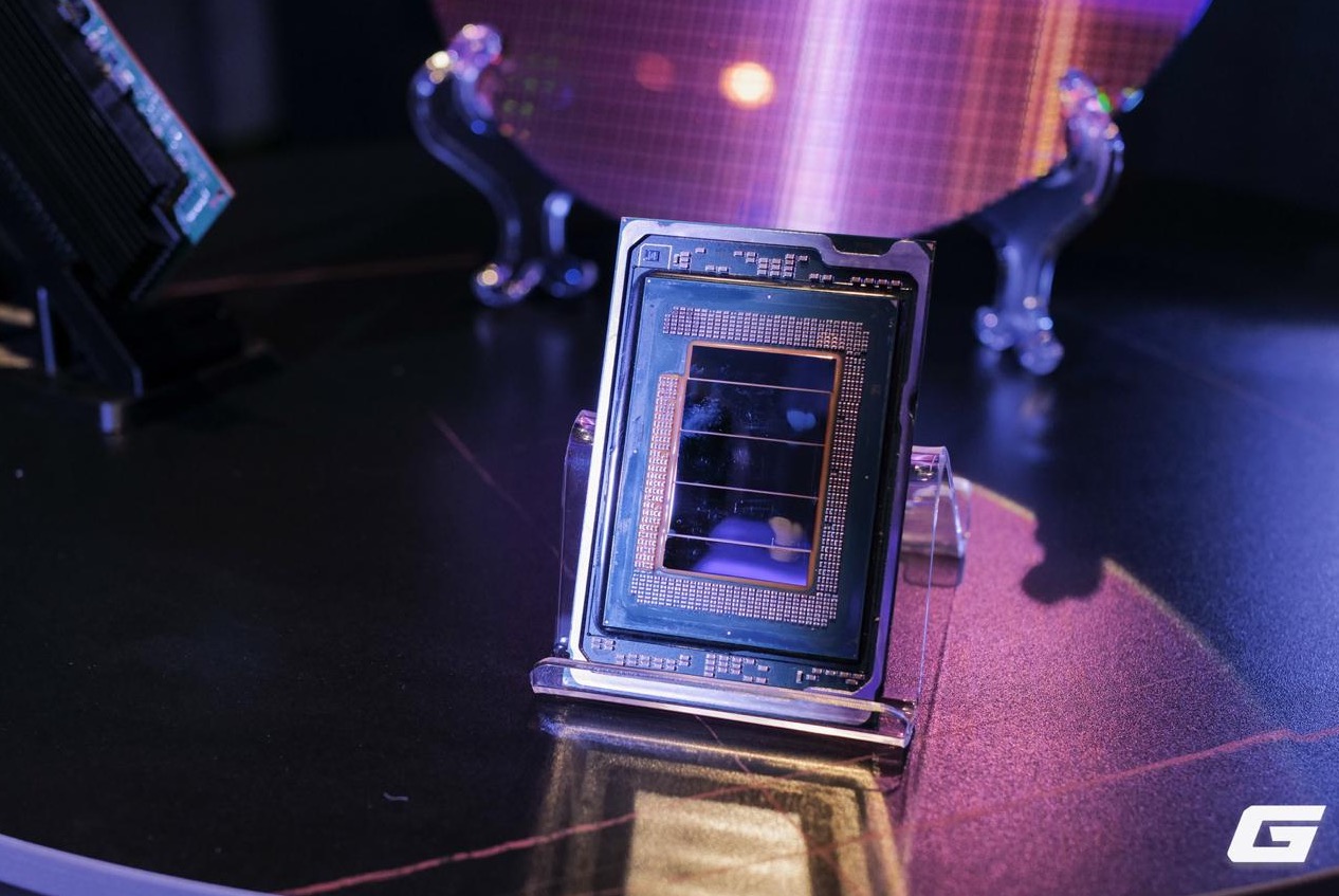 Intel ra mắt Xeon 6  288 nhân, hé lộ GPU 480 GB và tự tin vượt AMD, Nvidia về hiệu suất năng lượng - Ảnh 2.