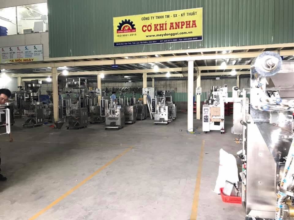 Xưởng chế tạo máy đóng gói Anpha Tech đồng hành cùng doanh nghiệp sản xuất trong nước - Ảnh 1. Xưởng chế tạo máy đóng gói Anpha Tech đồng hành cùng doanh nghiệp sản xuất trong nước - Ảnh 1.